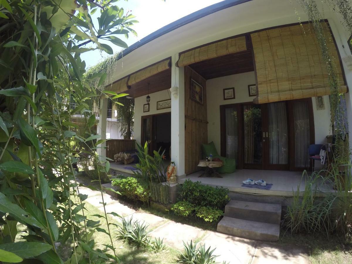 Rumah Made Amed Exterior foto